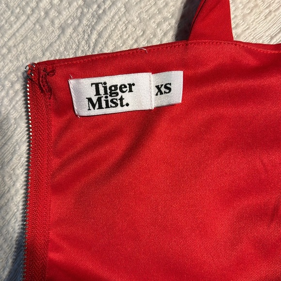 Women Tie Straps Crop Top- XS - Picture 5 of 5